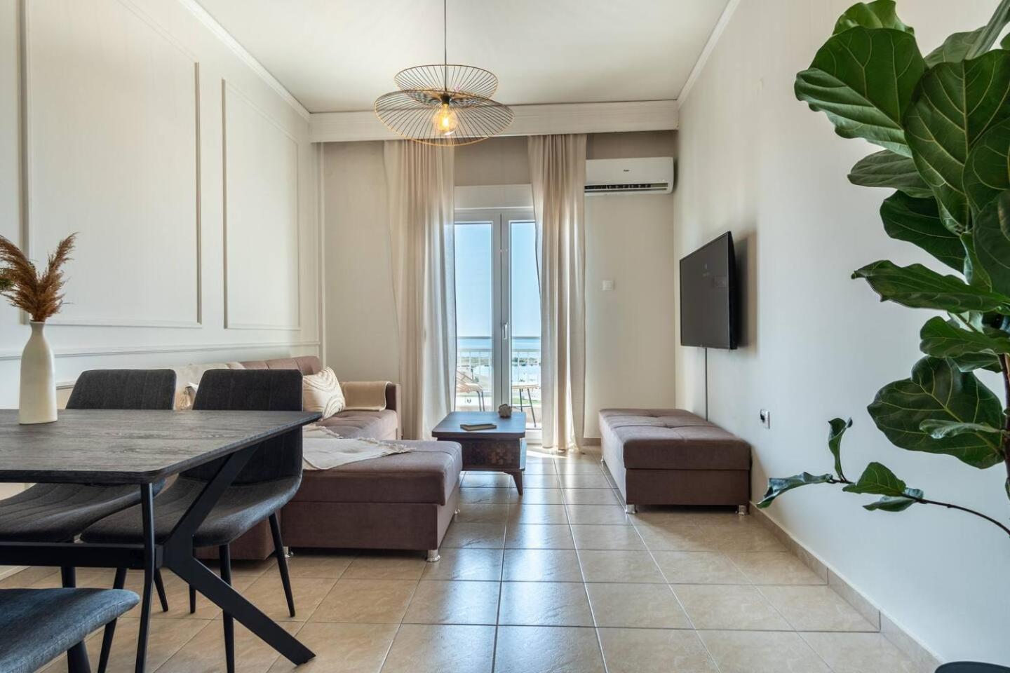 Eis Deluxe Apartment Alexandroupoli Exterior photo